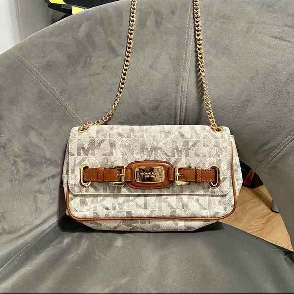 MICHAEL KORS cross body bag - Picture 1 of 9